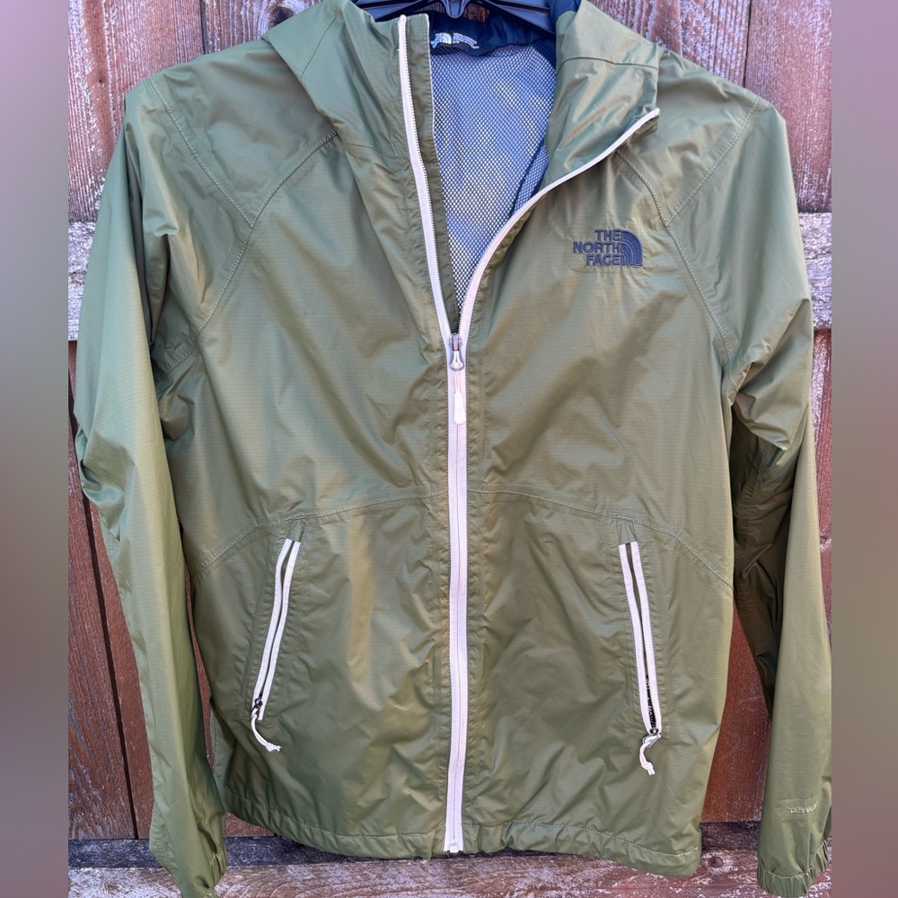 The North Face Men's Olive Windbreaker